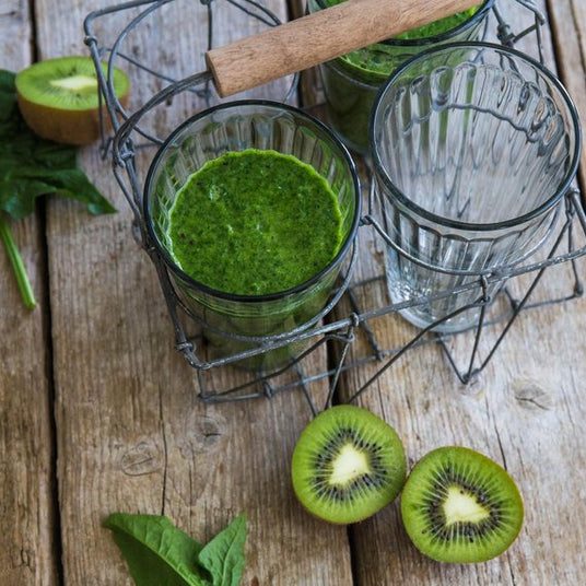 Smoothie z kiwi i szpinakiem