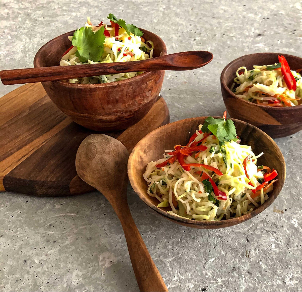 Surówka Coleslaw w stylu azjatyckim