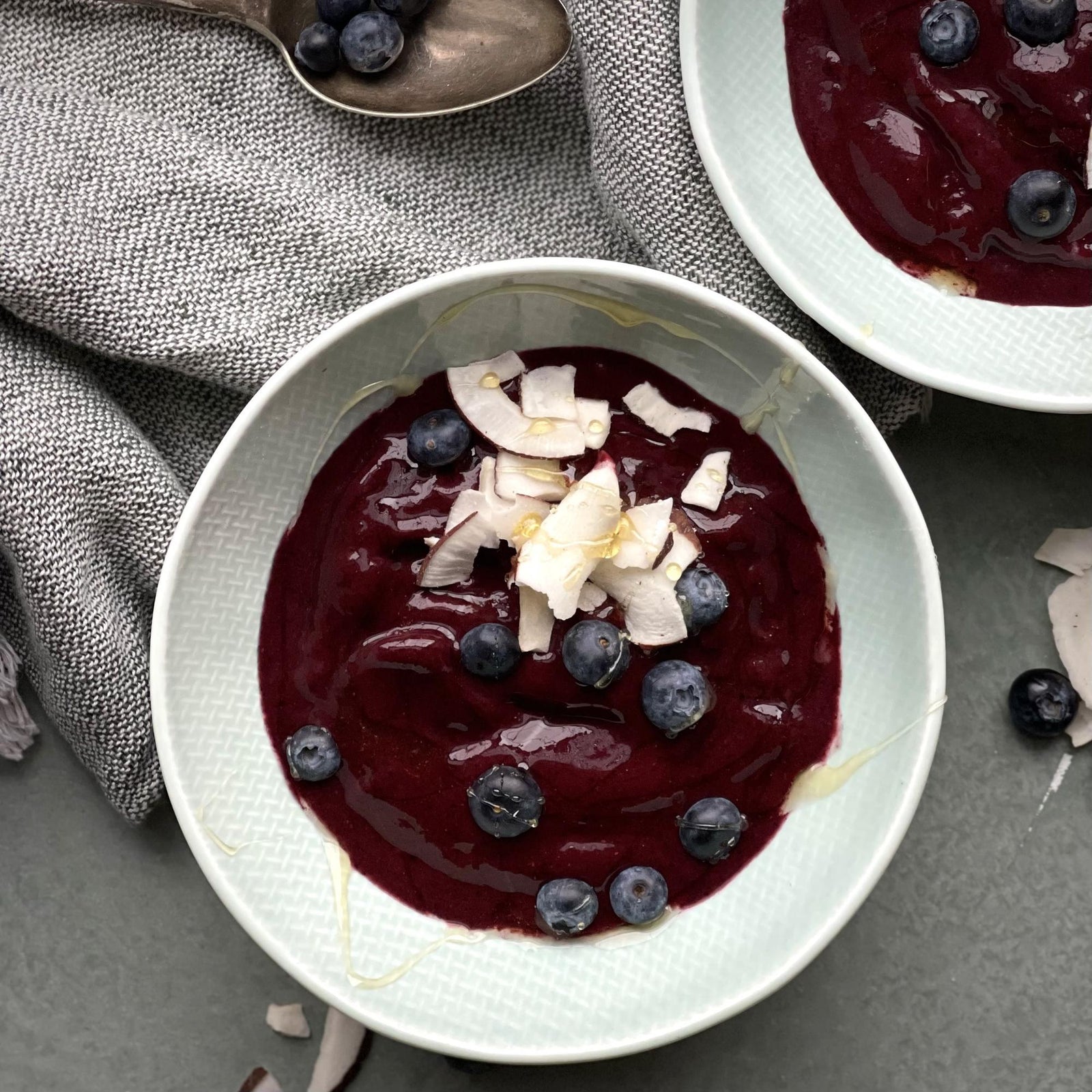 Lody bananowe z acai i jagodami