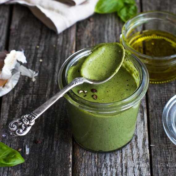 Pesto z bazylii