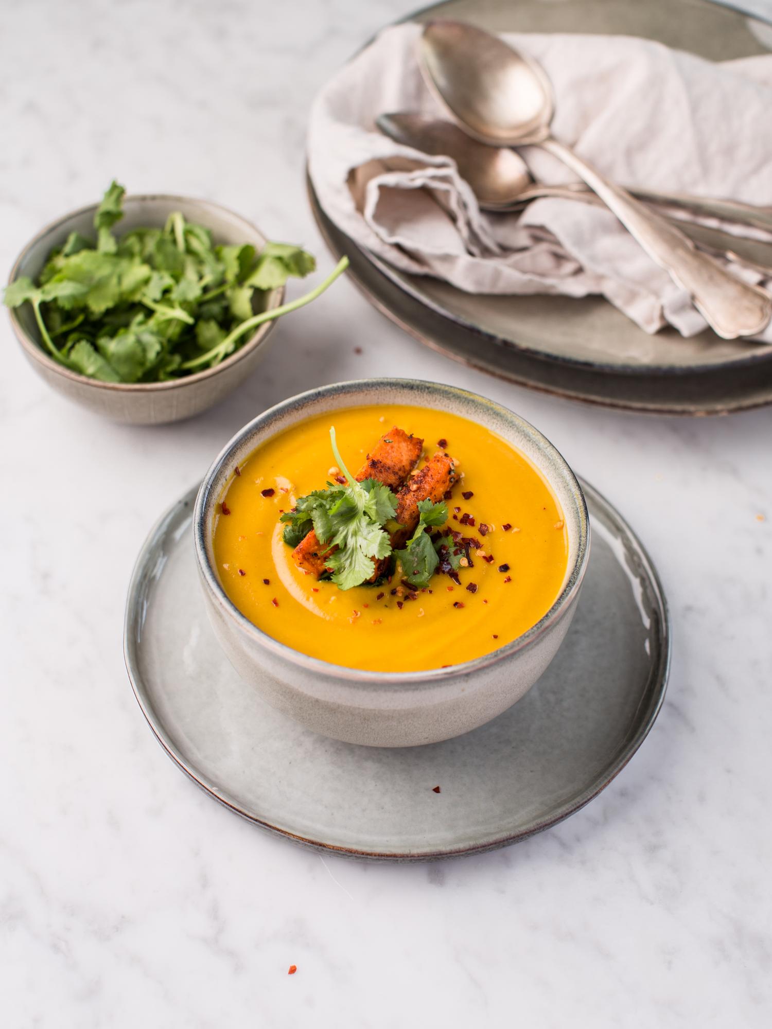 Zupa batatowa z curry