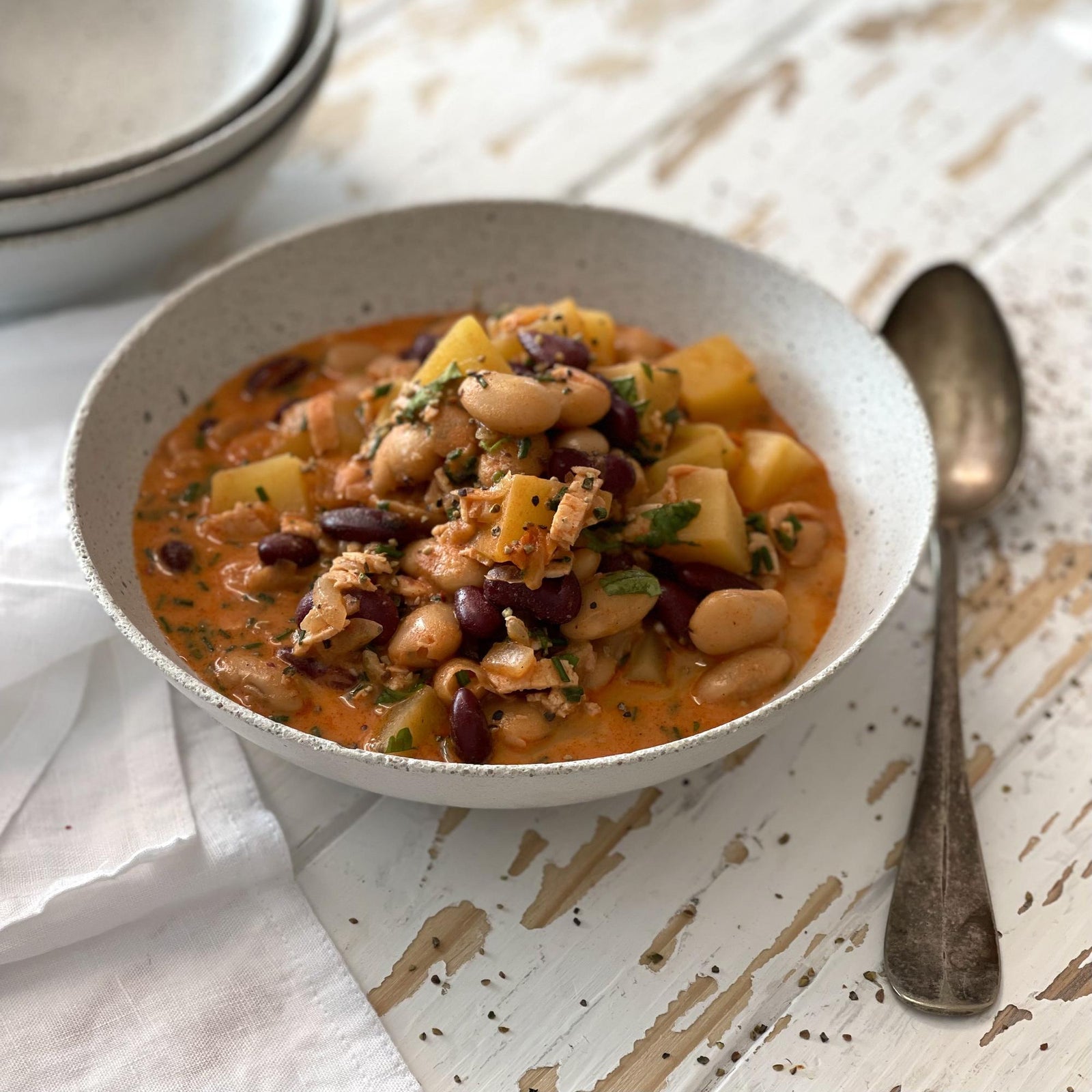 Fasolka po bretońsku z ziemniakami