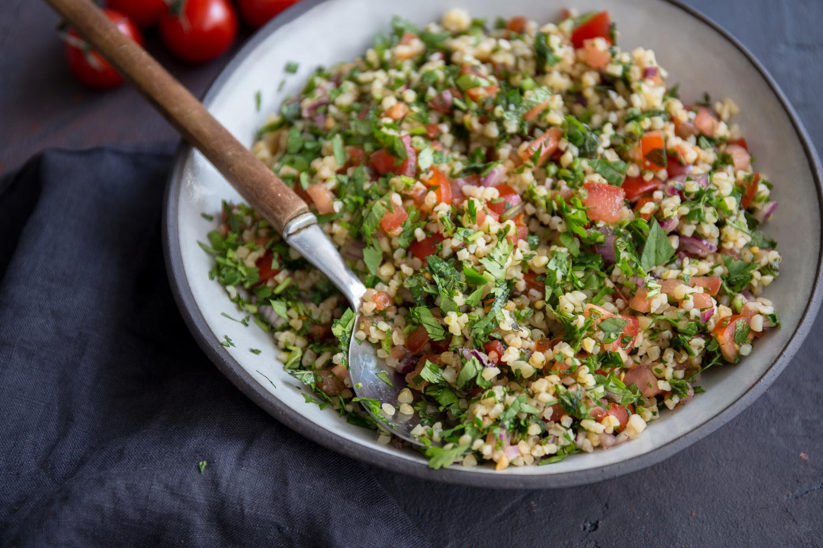 Sałatka tabbouleh z kaszą bulgur