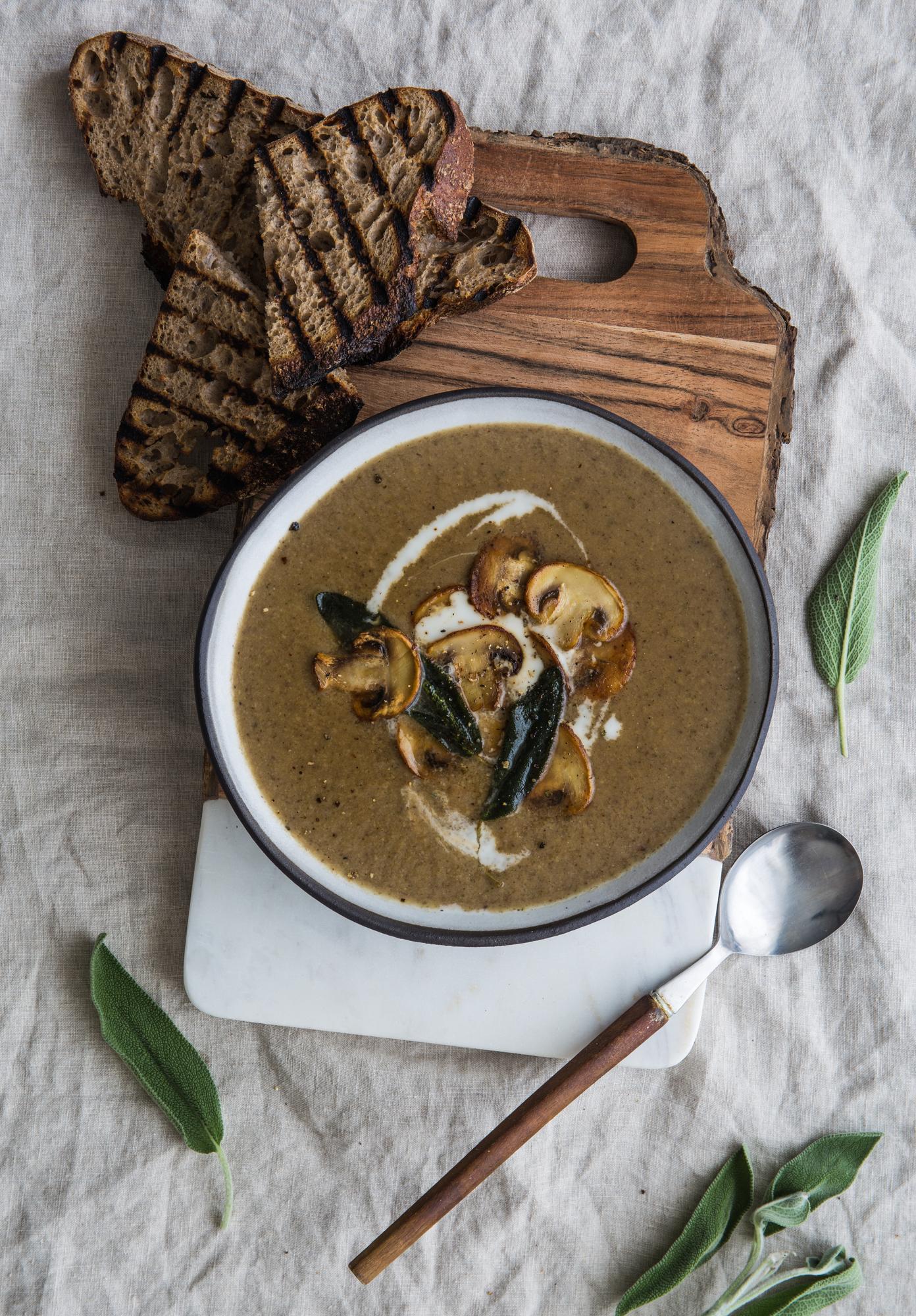 Zupa pieczarkowa