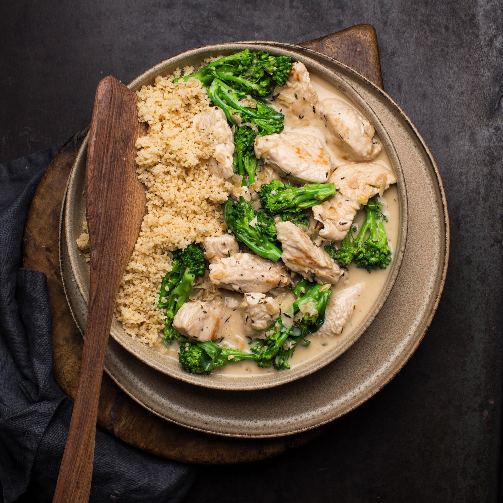 Kuskus z indykiem w sosie śmietanowym