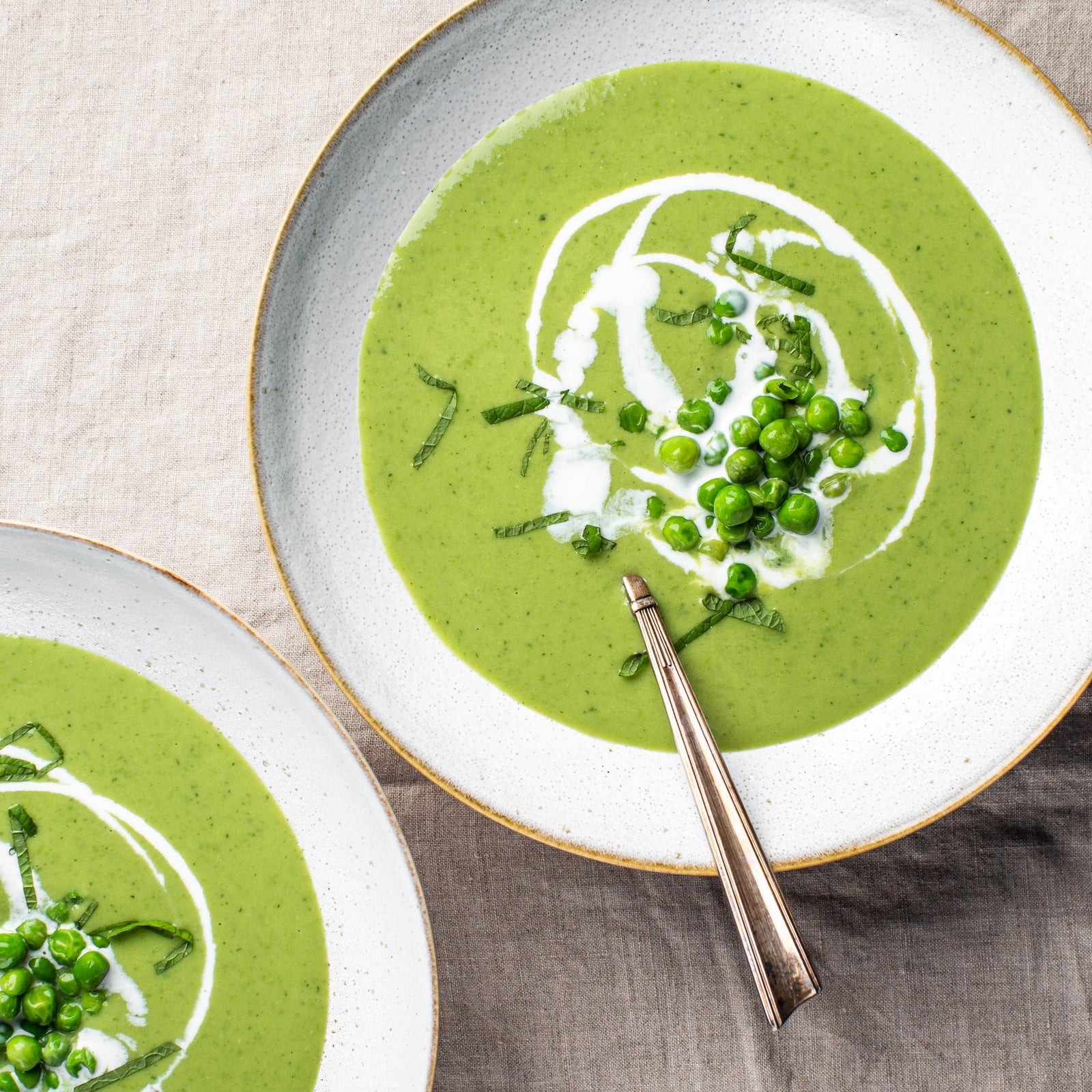 Zupa z zielonego groszku