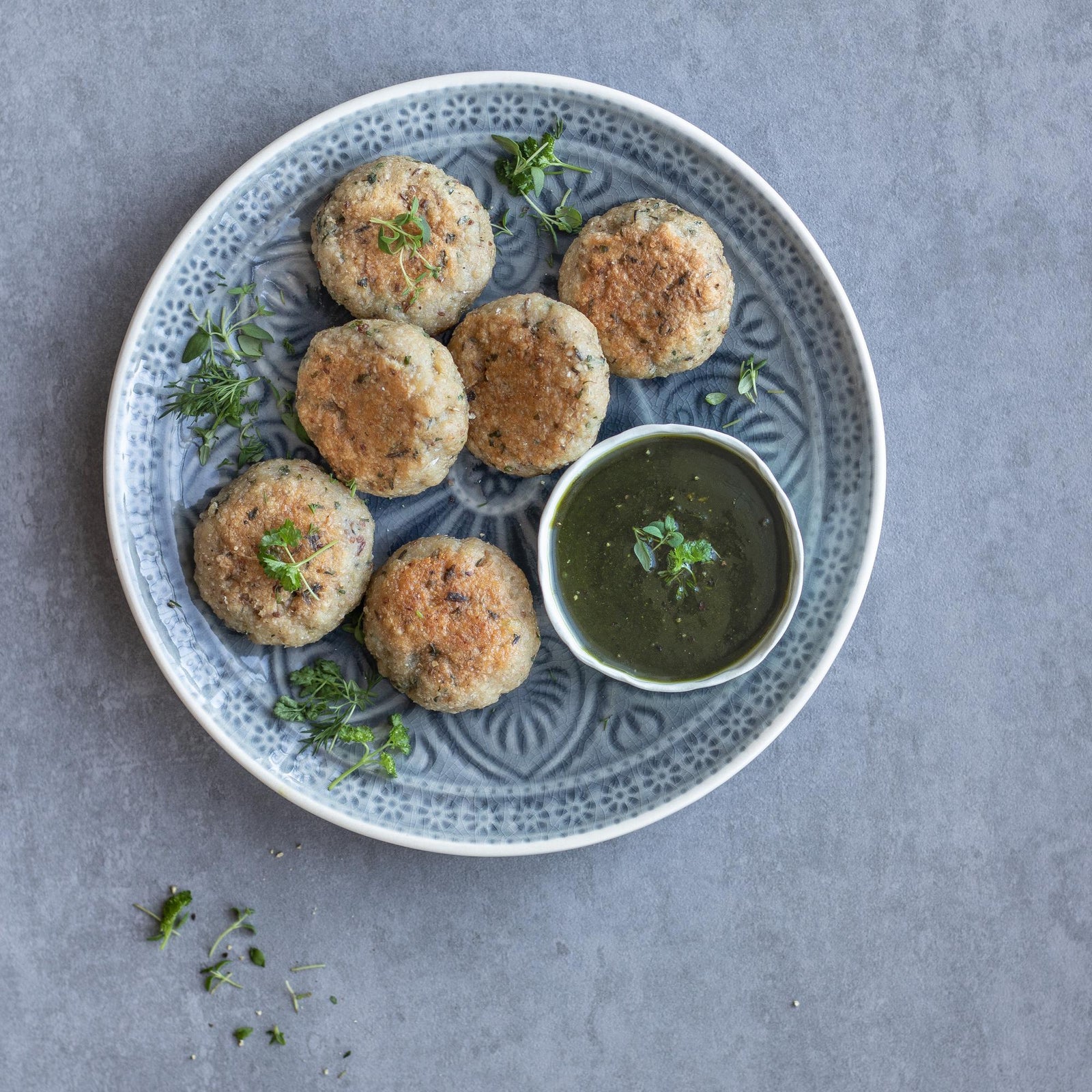 Kotleciki z sandacza w ziołowym pesto