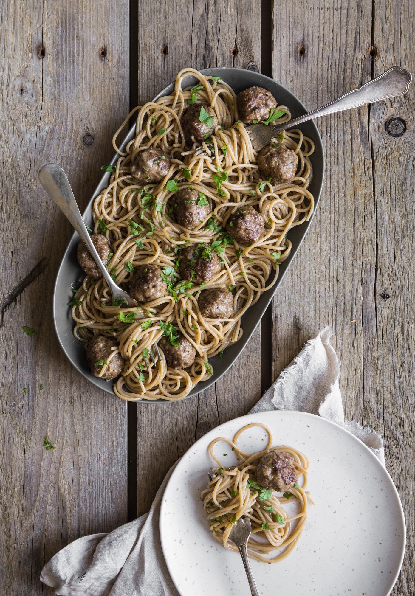 Spaghetti z klopsami