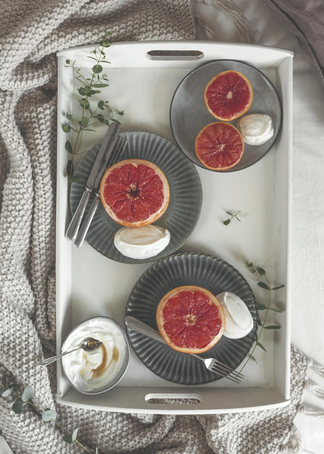 Pieczone grejpfruty z ricottą