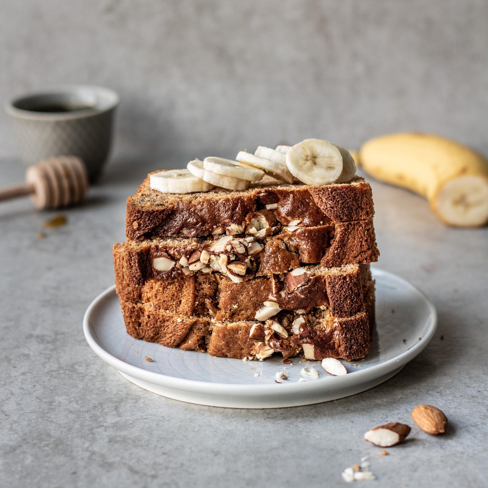 Bezglutenowy chlebek bananowy z migdałami