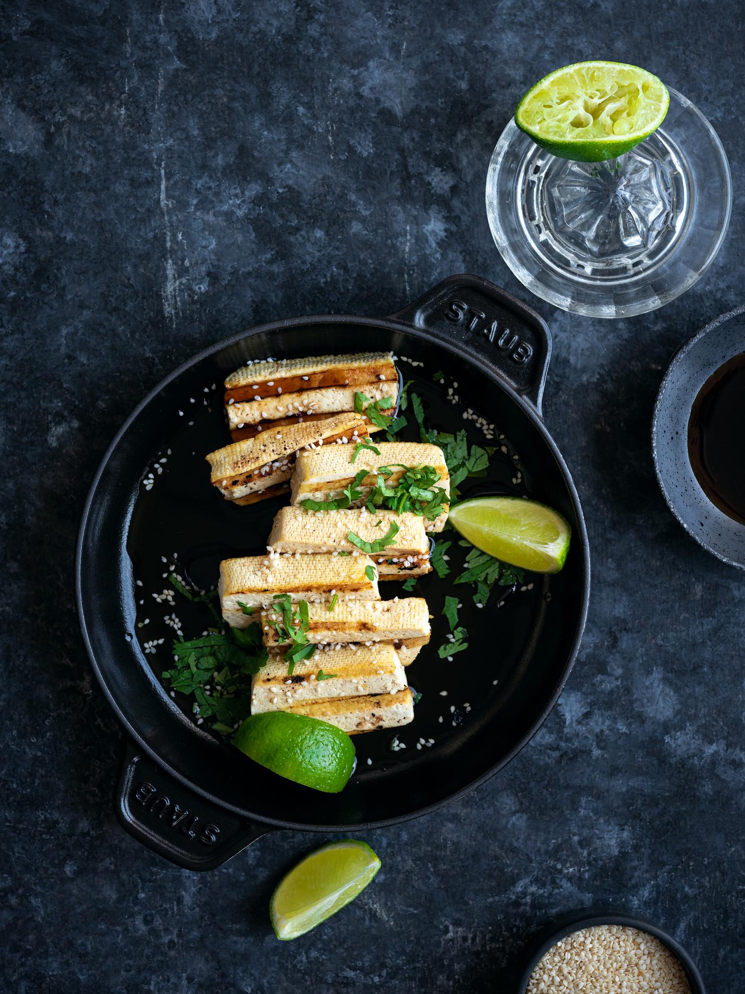 Grillowane tofu w sezamie