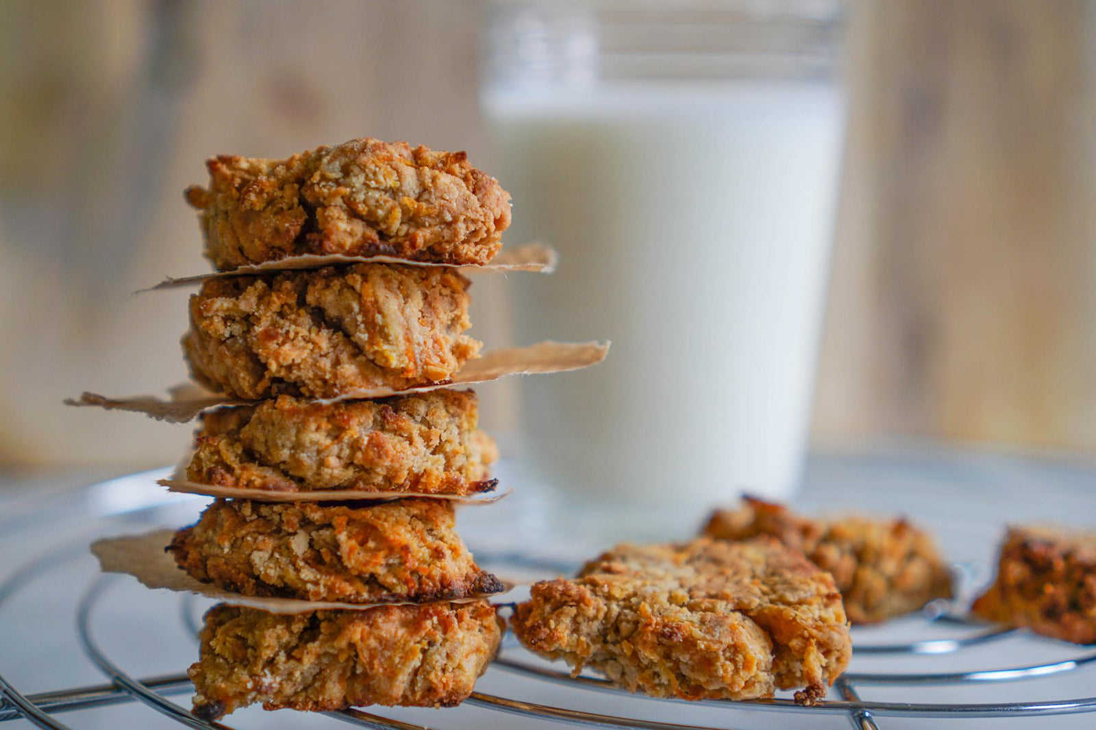 Ciasteczka marchewkowe z masłem orzechowym