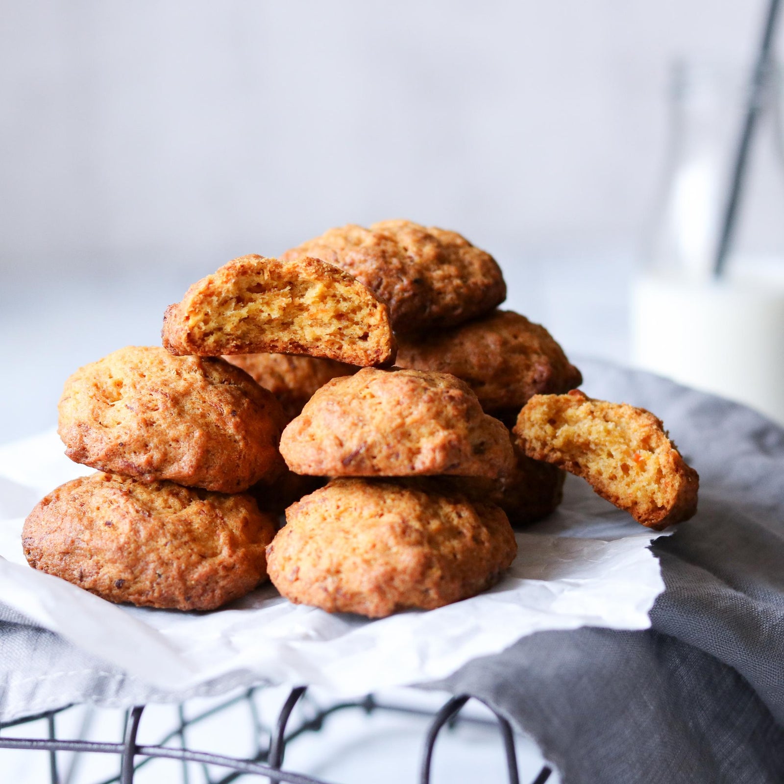 Kruche ciasteczka marchewkowe