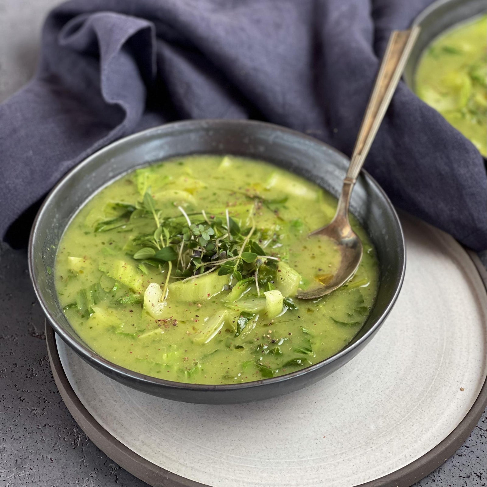 Zupa z buraka liściowego