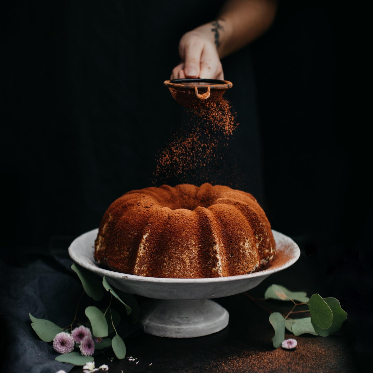 Babka orzechowa z czekoladą