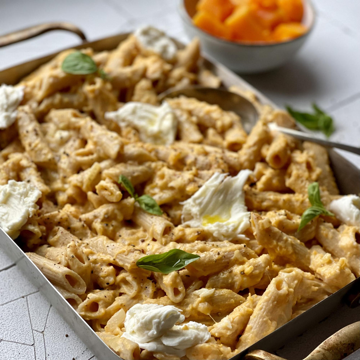 Penne z sosem dyniowym