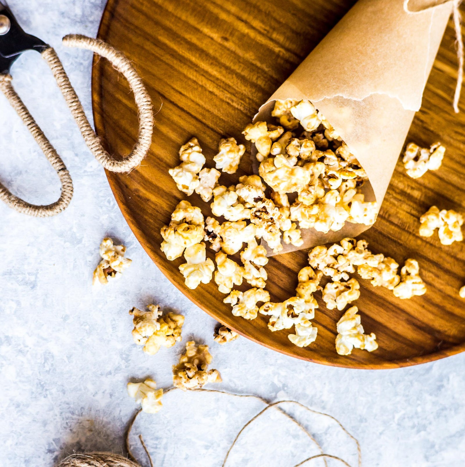 Popcorn z masłem orzechowym