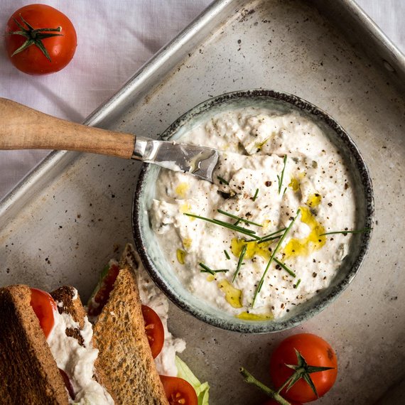 Pasta do pieczywa z tuńczykiem i ogórkiem